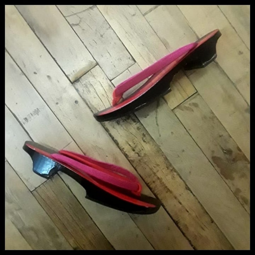 Gorgeous Vtg wooden geisha sandals